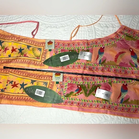 FARM Rio NWT Satin Print Scarf Tie Front Top - Picture 6 of 6